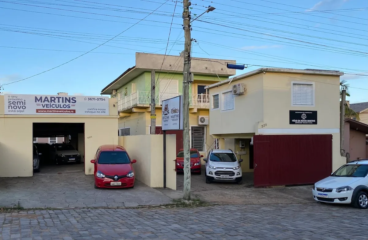 Fachada de Martins Veículos em Camaquã, RS, 2024